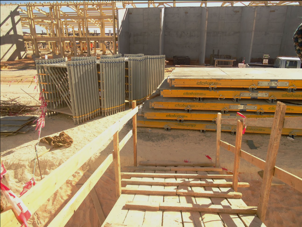 Gadi C&S — Structure